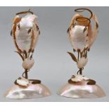 Paar Leuchter in Kelchform gestaltet aus PerlmuttblätternPerlmutt, Messing "Souvenir d. Oste
