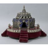 Moscheemodell/ Stupa/ Modell Felsendom (?), osmanisch (?), 19./ 20. Jh.Sockel Gips/ Kupfer, i