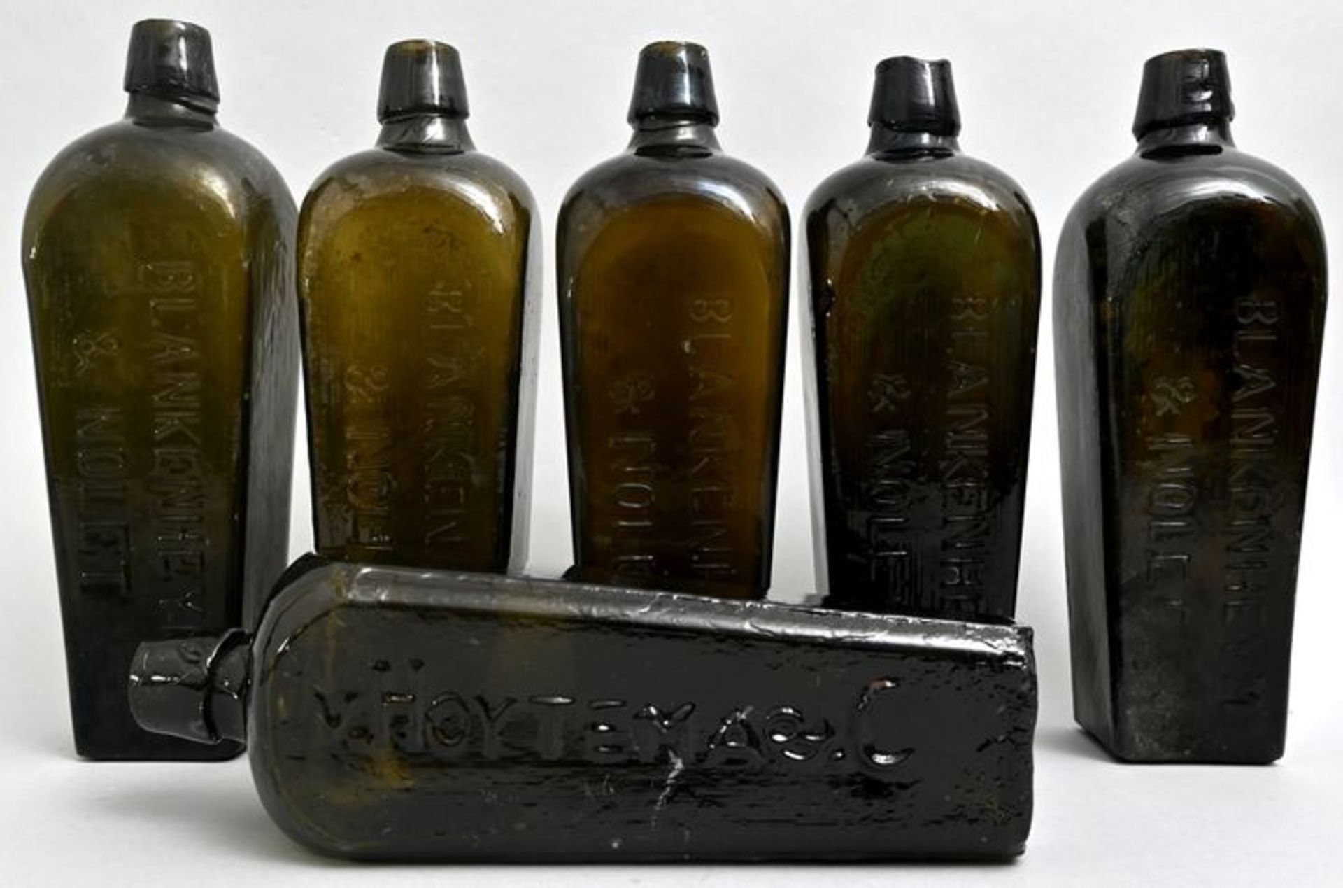 Konvolut von sechs Ginflaschen/Set of six gin bottles