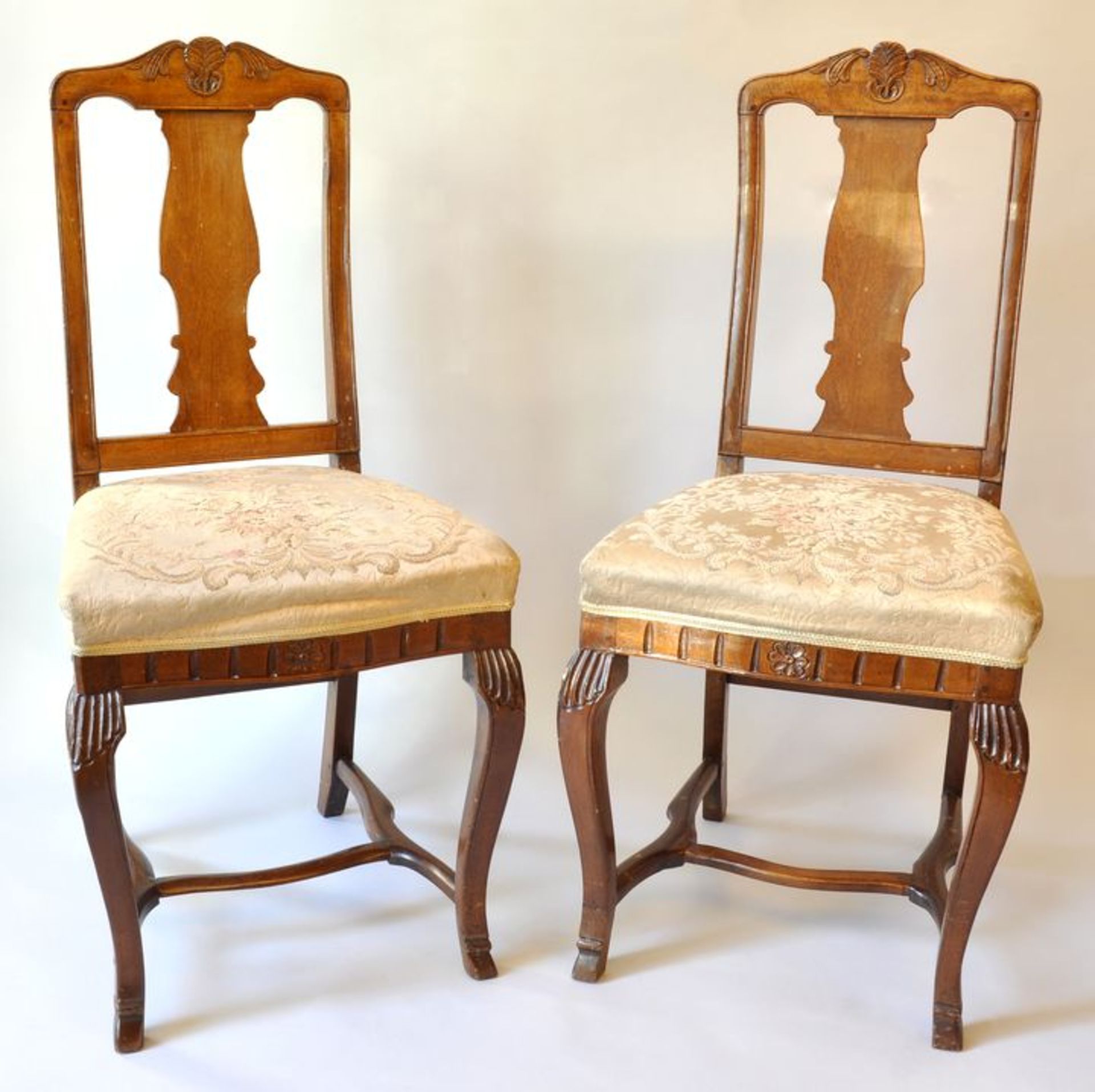 1 Paar Stühle / Pair of chairs