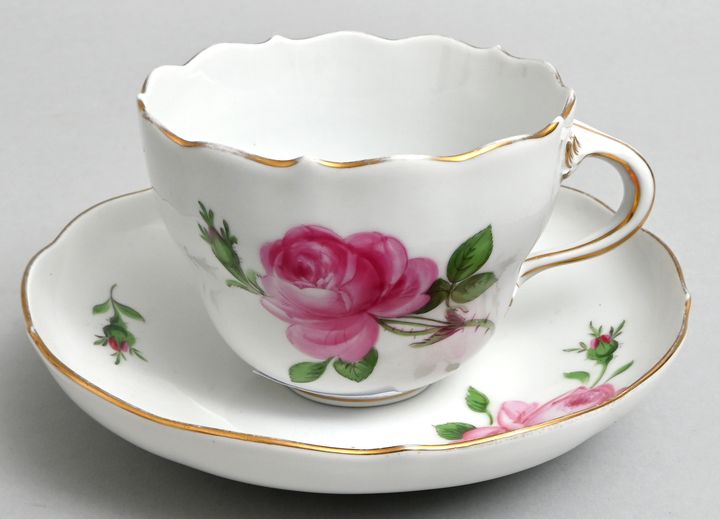 Tasse mit Untertasse Meissen rote Rose / cup and saucer