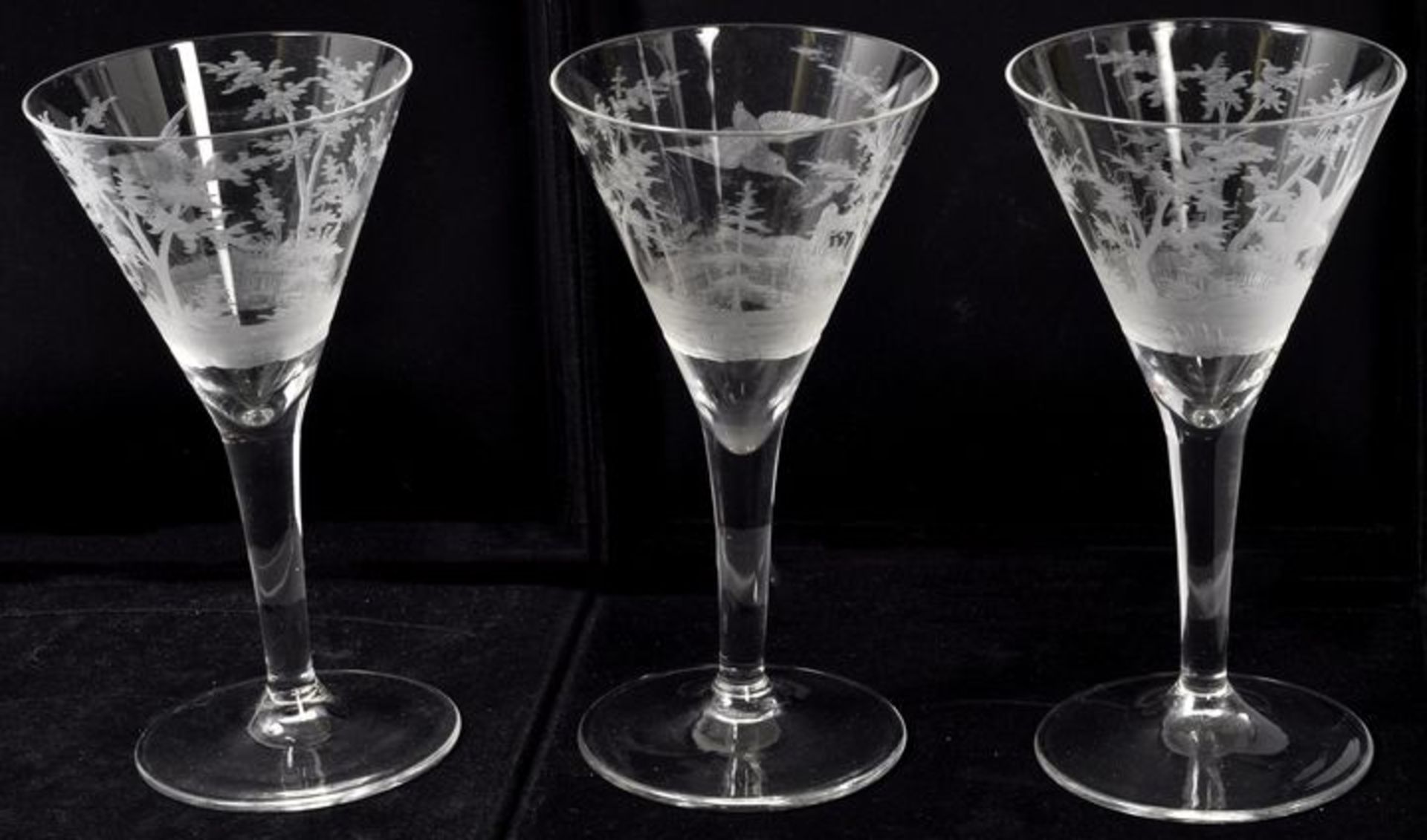 Drei Likörgläser / Three liqueur glasses