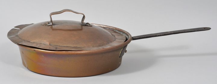 Kupferpfanne mit Deckel / pan with lid