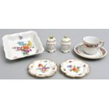 Sieben Teile Porzellan / porcelain items
