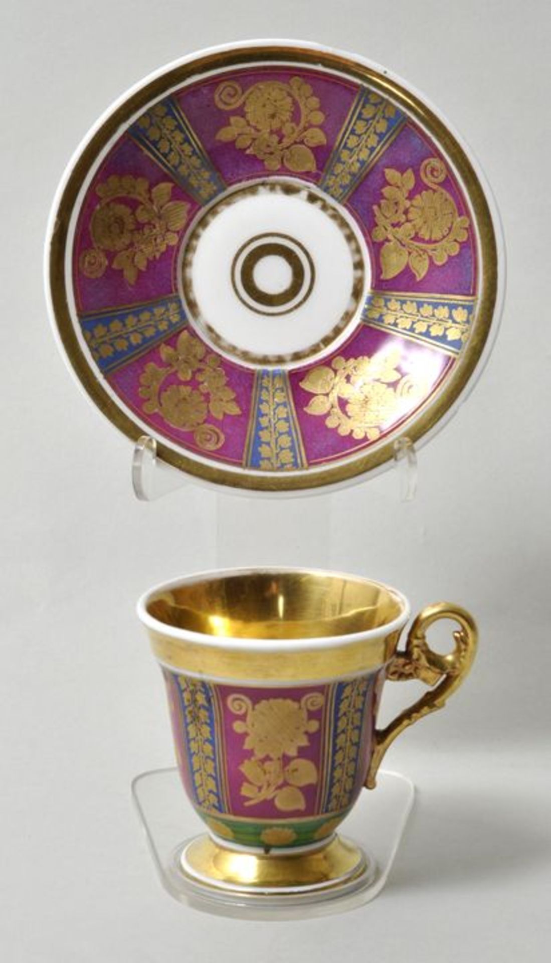 Tasse + UT / cup and saucer