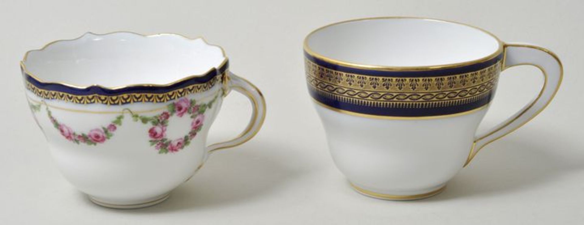 Tassen, Meissen, blau-gold / two cups