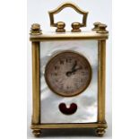 Minireiseuhr Perlmutt/ miniature carriage clock