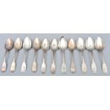 Elf Suppenlöffel, Silber / Eleven spoons