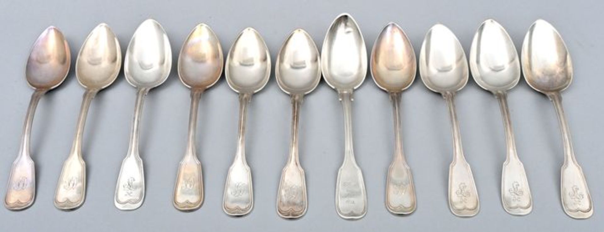 Elf Suppenlöffel, Silber / Eleven spoons