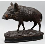 Russischer Künstler (?) Wildschwein geschnitzt / Wooden sculpture