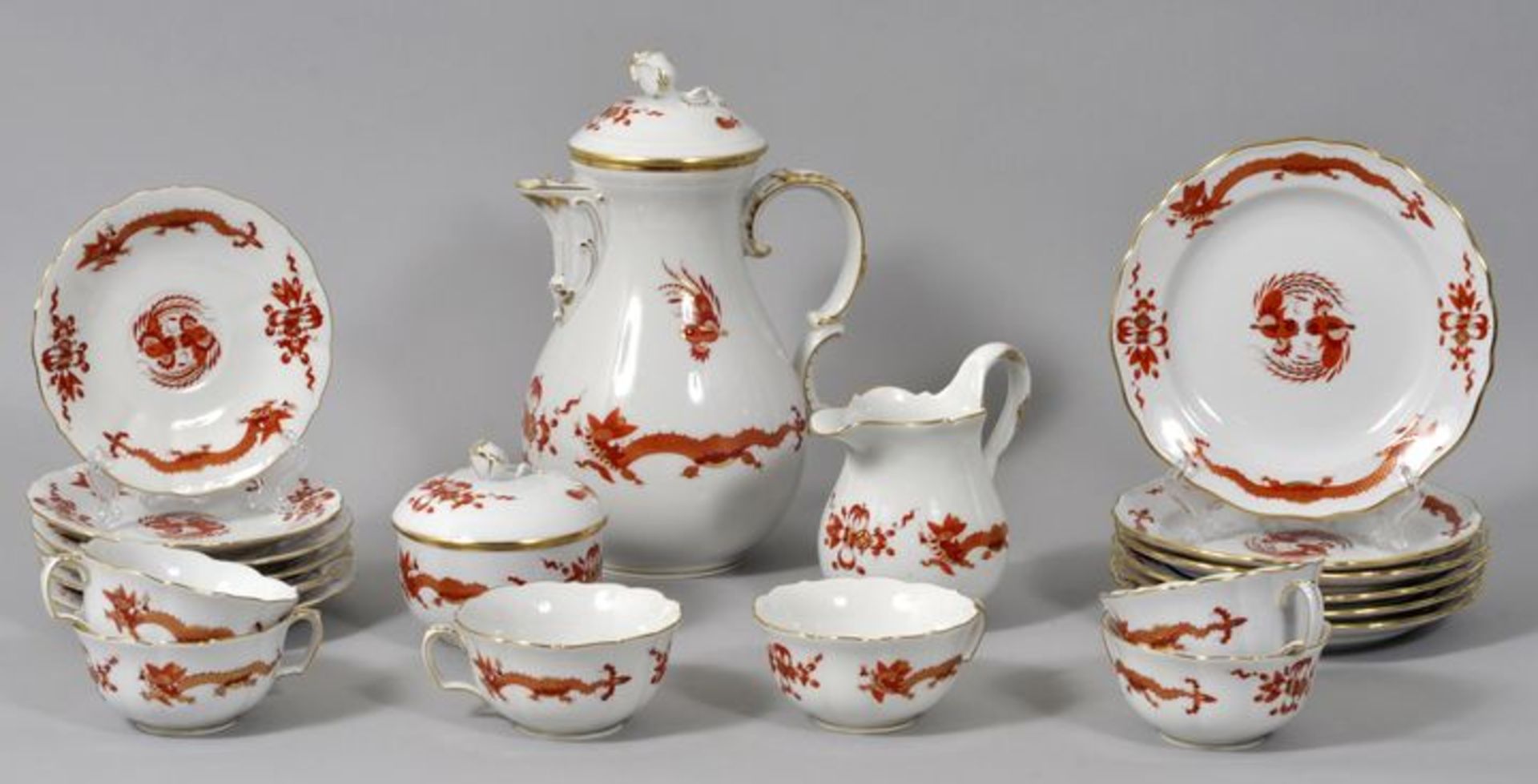 Kaffee/Teeservice, Meissen, roter Drache Gold. 21 Teile/ tea-/ coffee service Meissen