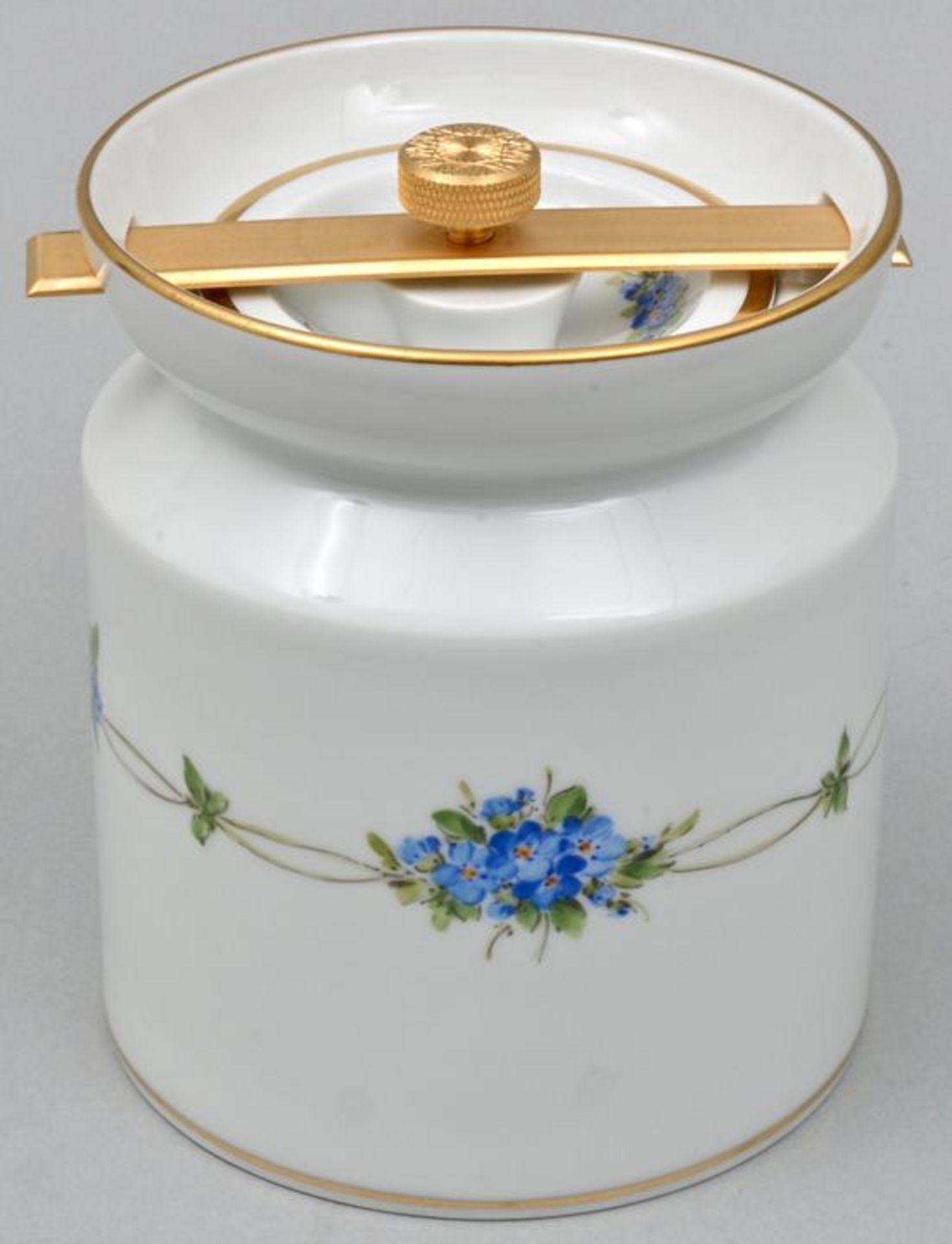 Teedose mit Schraubdeckel / Tea caddy with screw lid