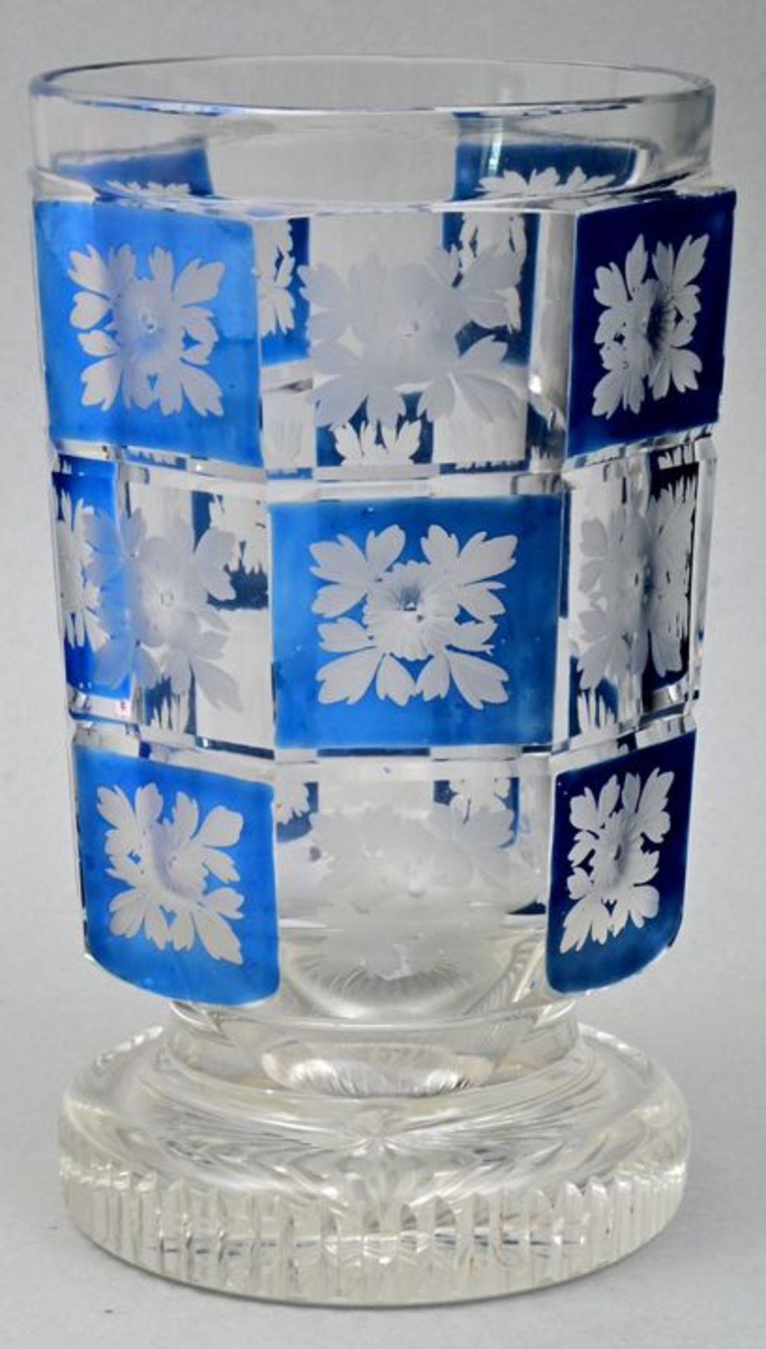 Fußbecher  weiß/blau/ glass beaker