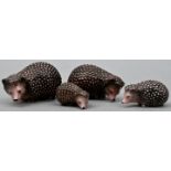 Tierminiaturen Igelfamilie / Porcelain figures, hedgehogs