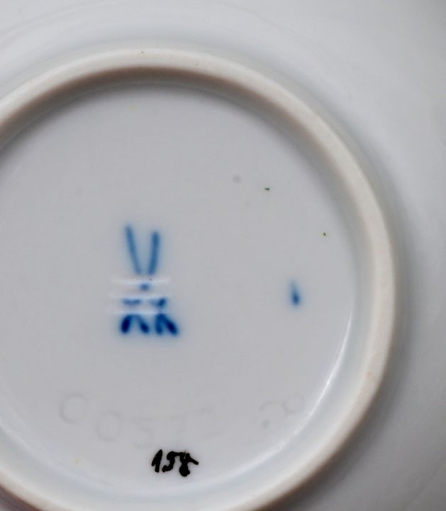 Sechs Tassen + UTA, Meissen / Six cups with saucers, Meissen - Image 3 of 3