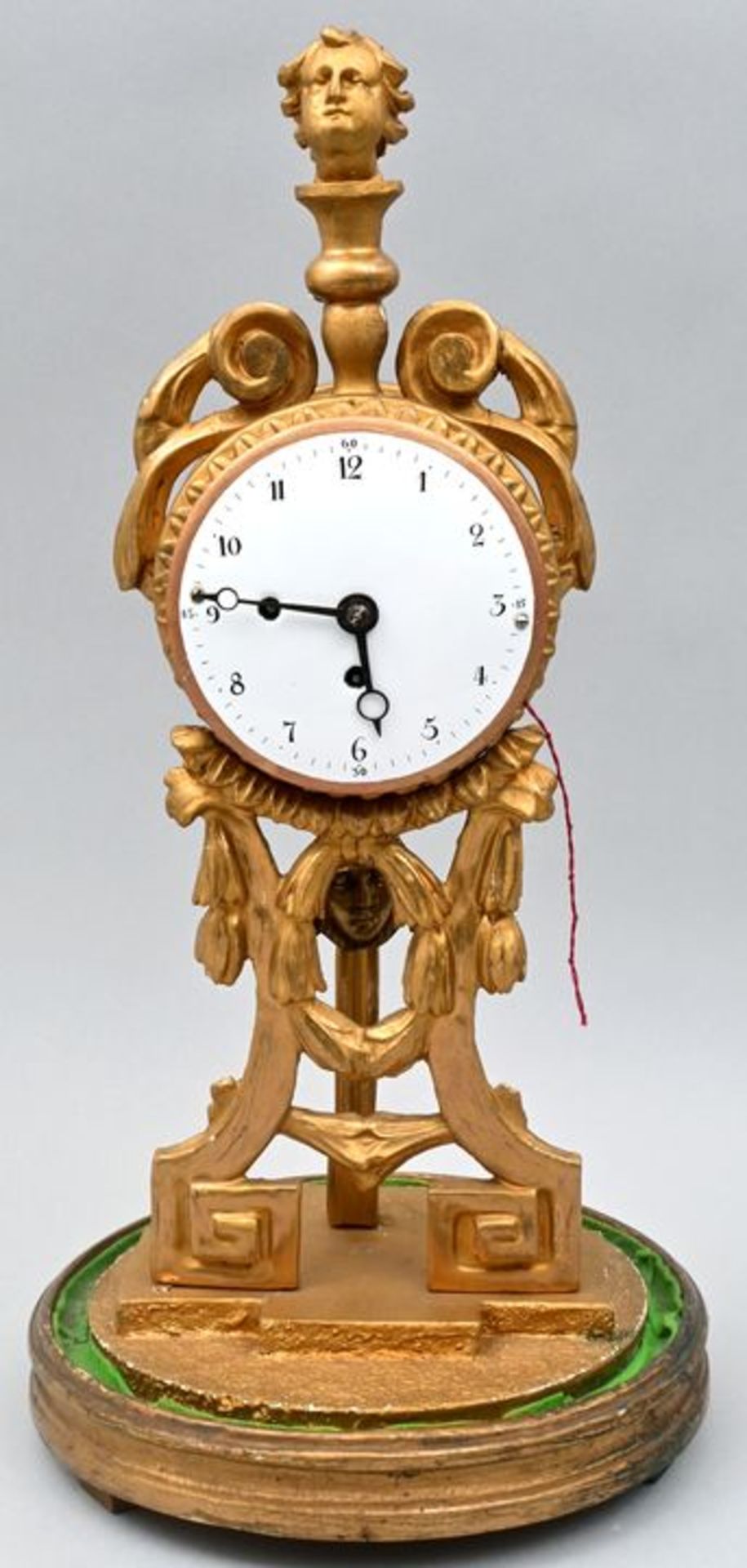 Stutzuhr unter Glasdom / Mantel clock