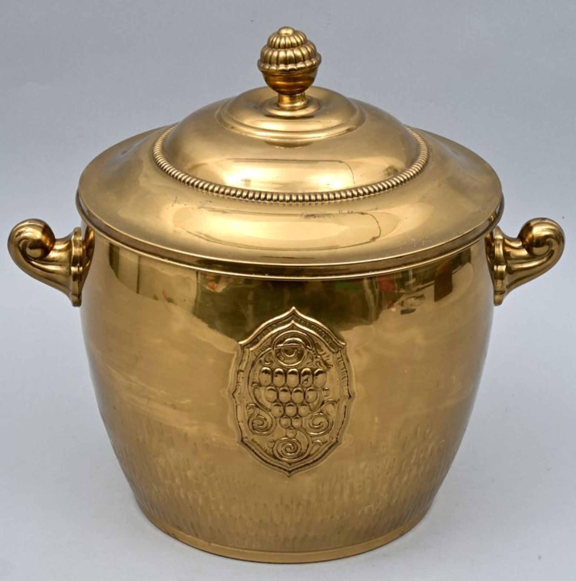 Messingbowle / Brass punch vessel with glass insert