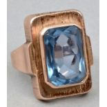 Damenring, GG, hellblauer Stein / Gold ring