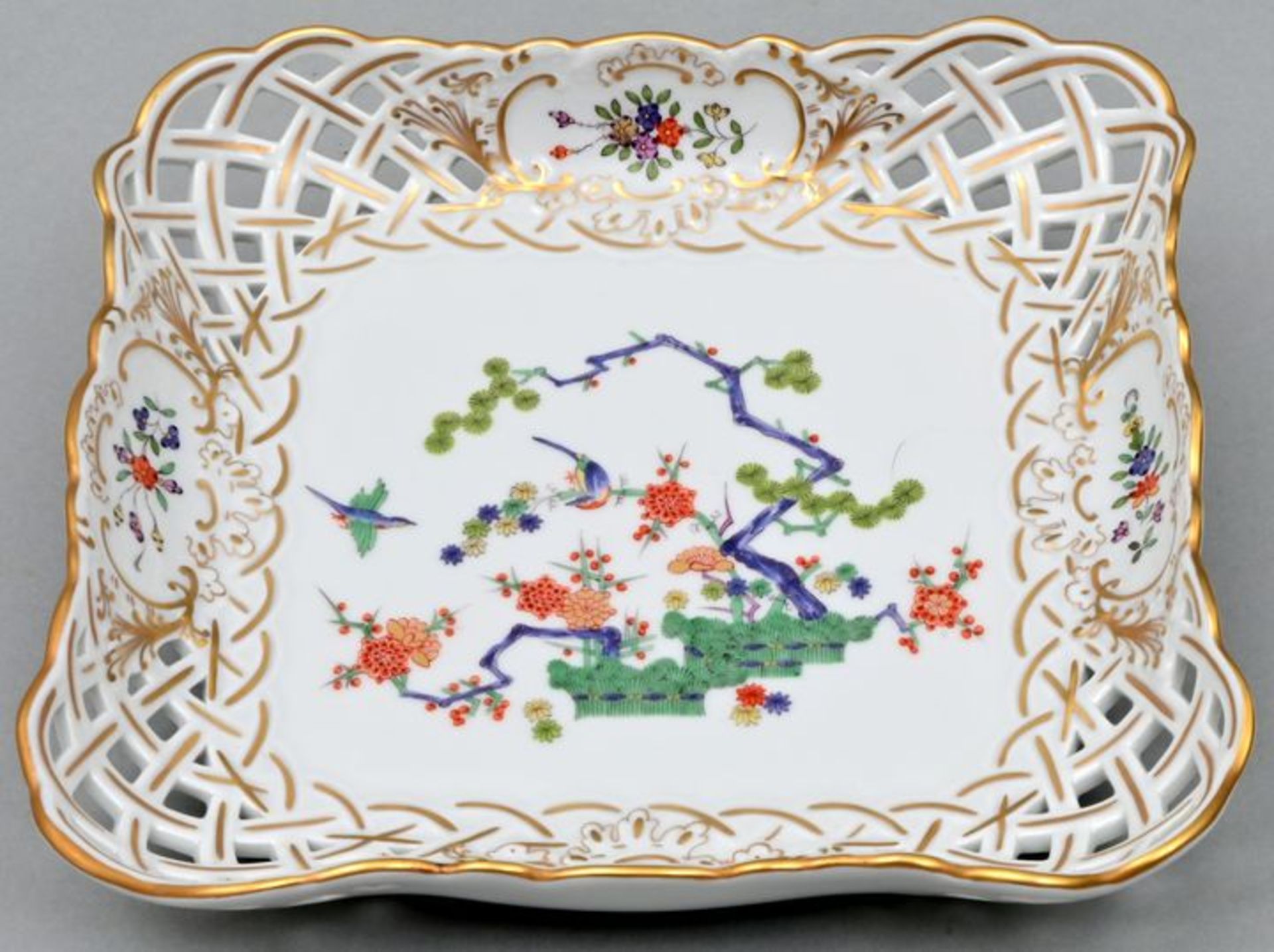 Durchbruchschale, Meissen / perforated tray, Meissen