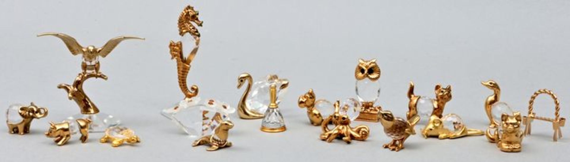 17 Teile Kristallfiguren Figuren / 17 crystal figures