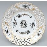 Durchbruchteller / Lace plate