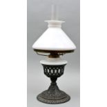 Petroleumlampe / Petroleum lamp