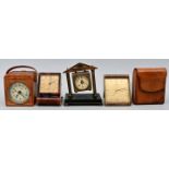 Vier Reisewecker/ four alarm clocks