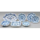 Sieben Teile Porzellan, vorm. Carl Teichert / Seven pieces porcelain, Carl Teichert