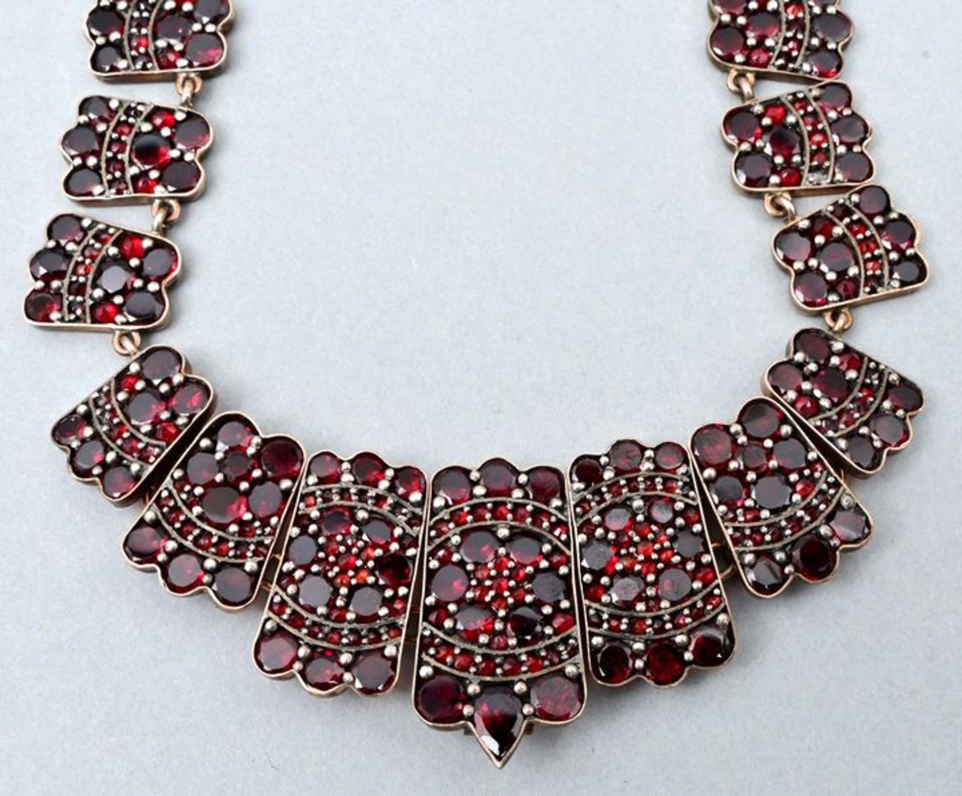 Halskette, Granat / Garnet necklace - Bild 3 aus 3