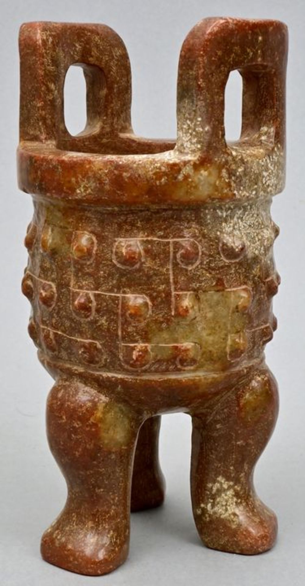 Jade-Gefäß / Jade vessel