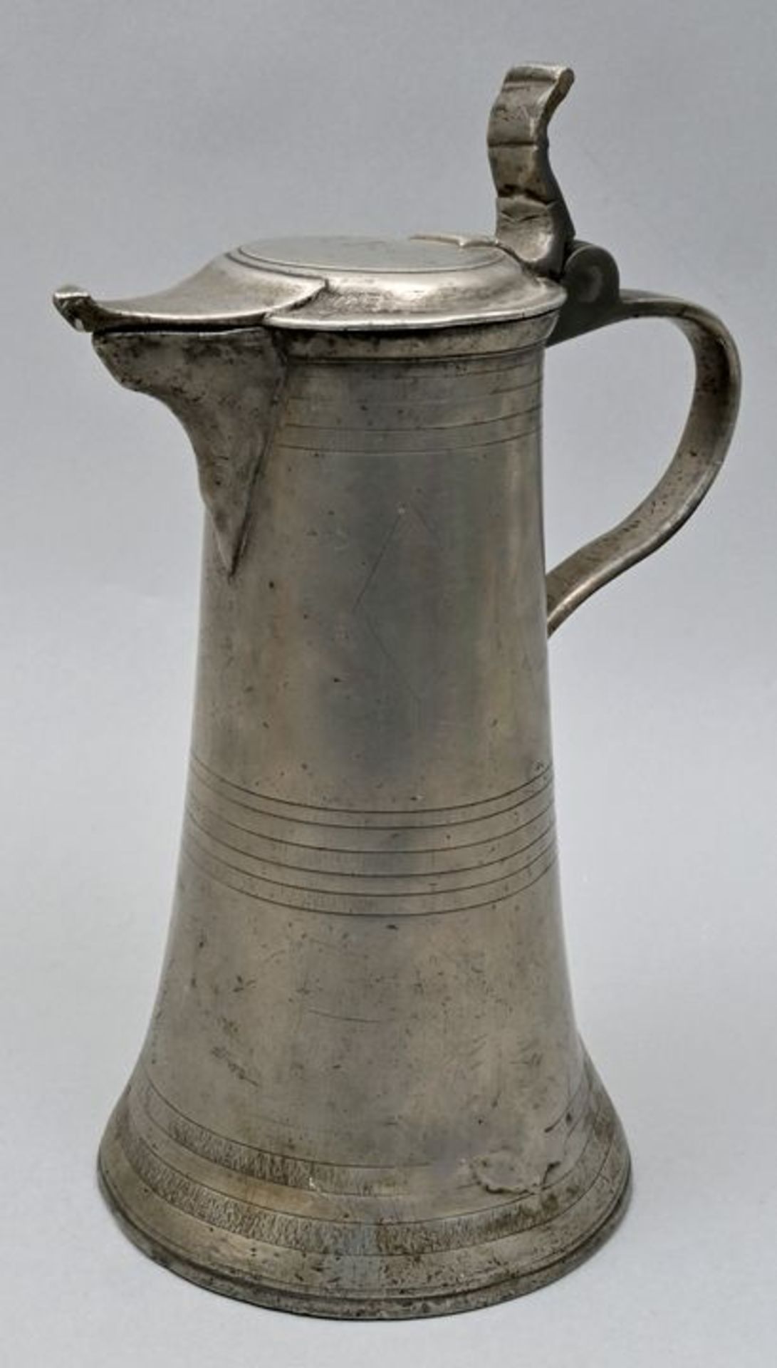 Stitze/ pewter pitcher