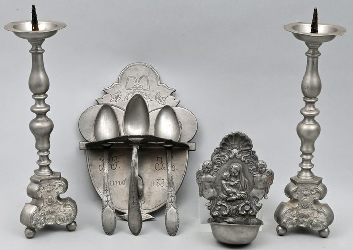 Konvolut Zinnteile/ pewter items