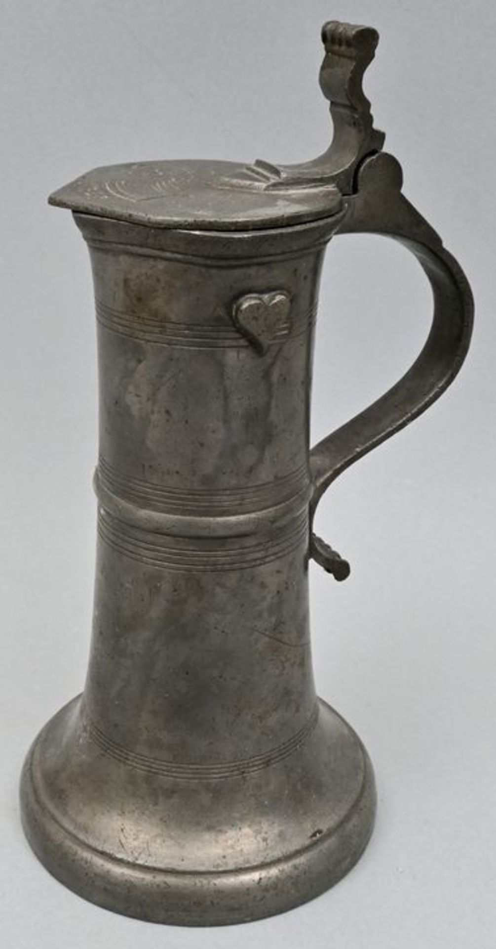 Kleine Stitze mit Zunftzeichen/ pewter pitcher