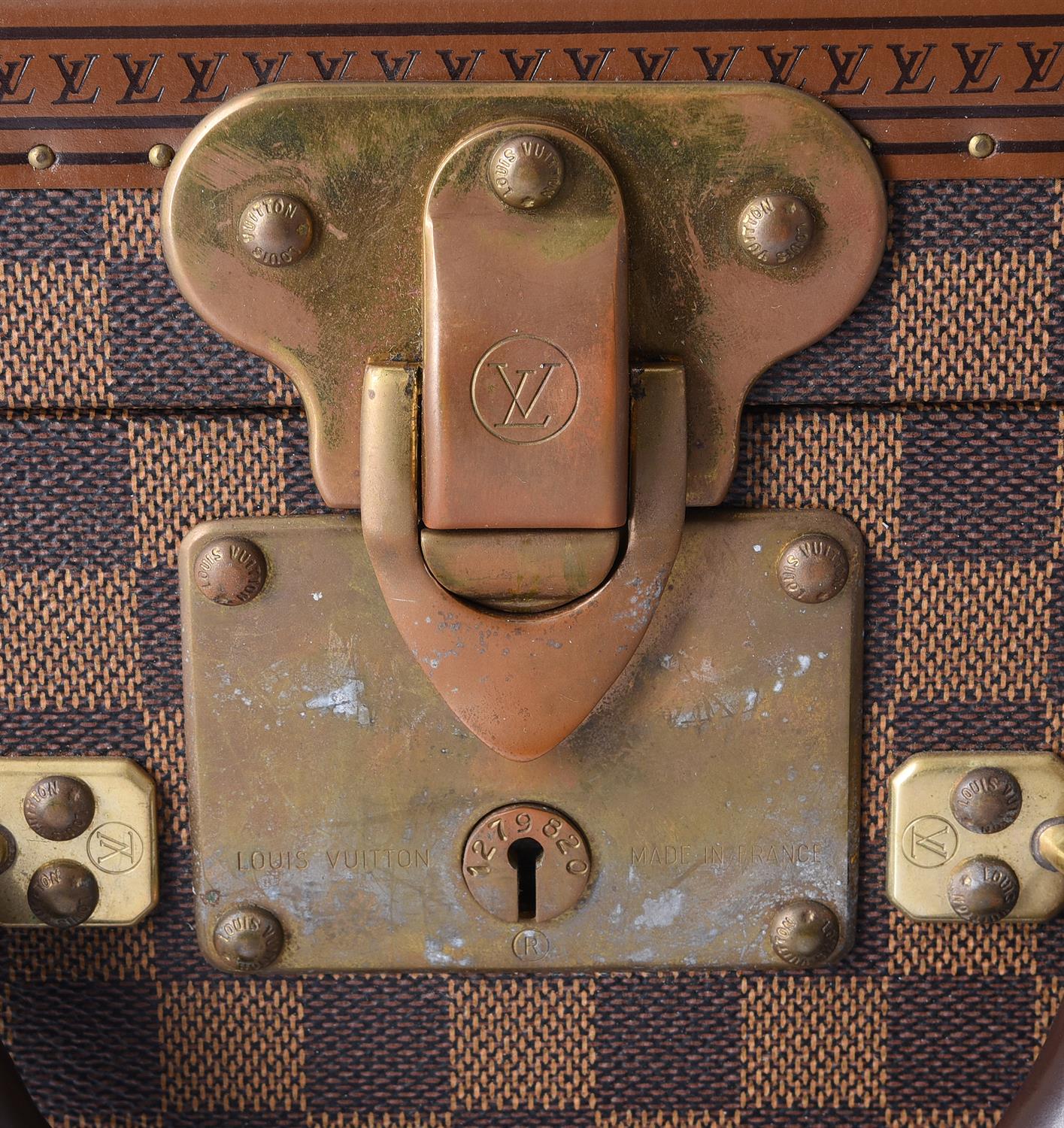 Louis Vuitton, Damier, a hard shell suitcase - Image 2 of 5