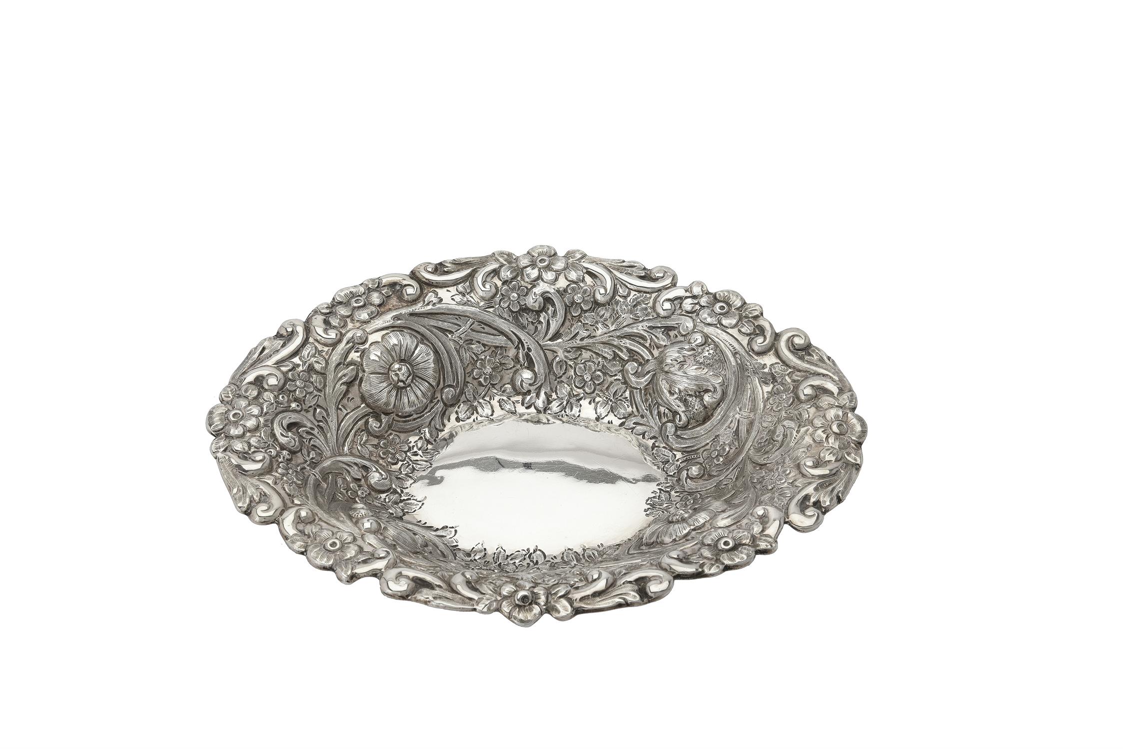 A Victorian silver shaped oval bowl by Charles Stuart Harris - Image 2 of 2