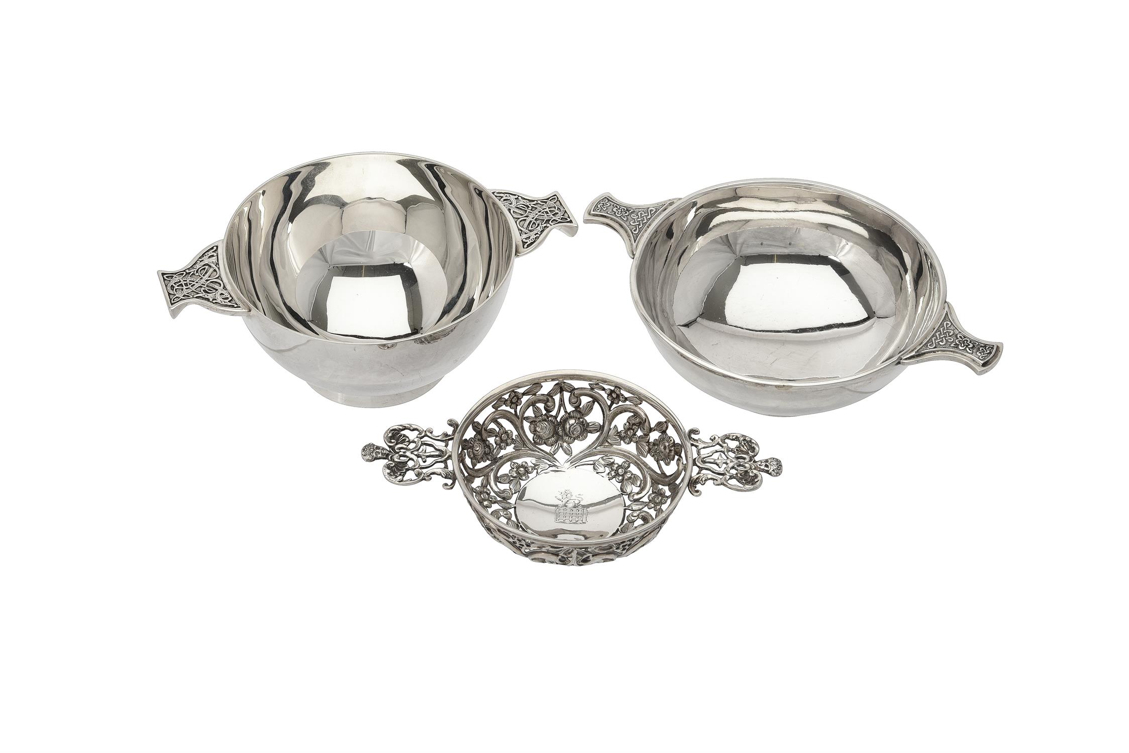 A Scottish silver quaich by Deakin & Francis - Image 2 of 2