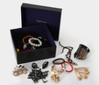 A collection of costume jewellery