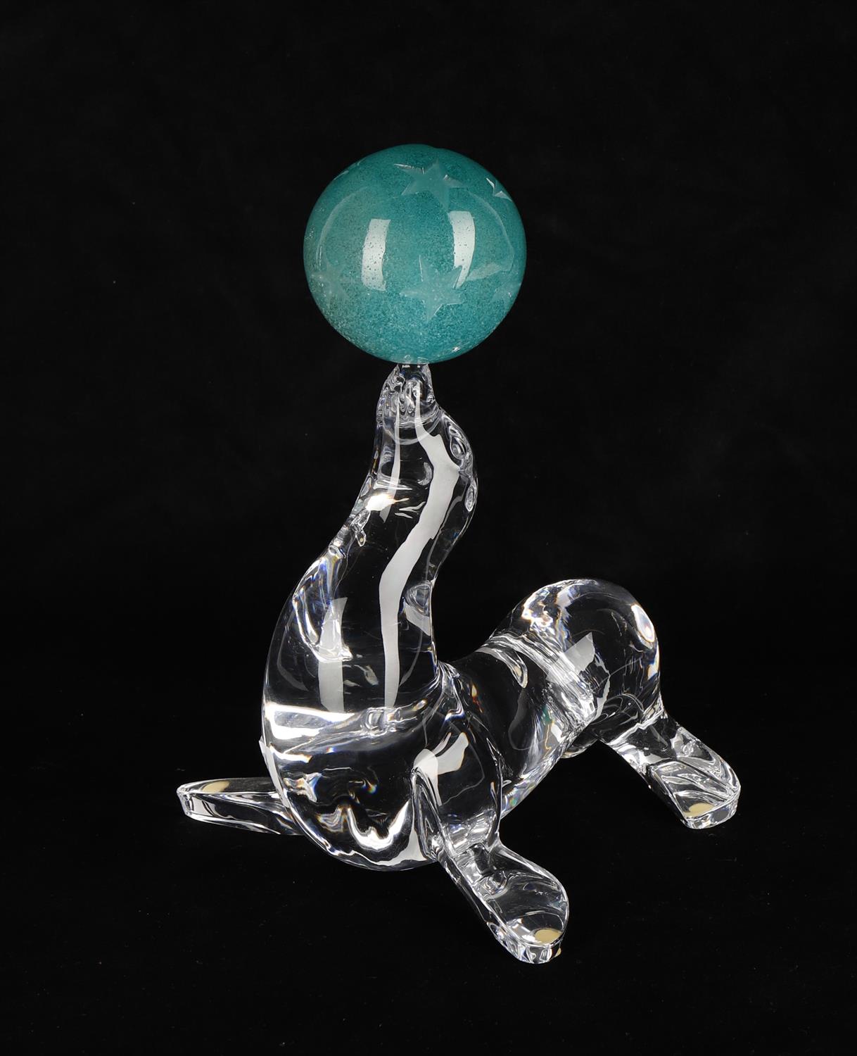 Daum- a glass figure of a seal balancing a green glass ball - Image 2 of 4