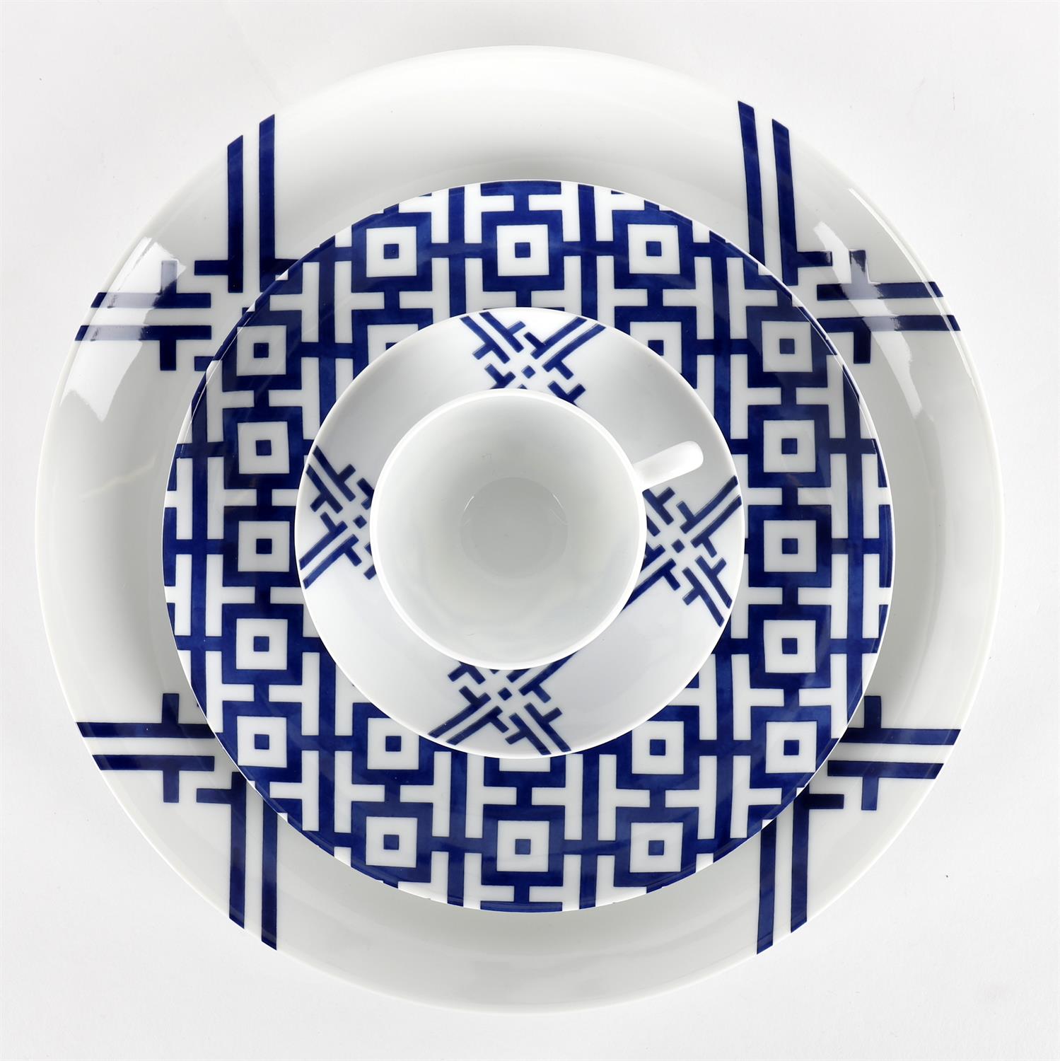 Richard Ginori, a modern Italian blue and white porcelain breakfast service - Image 11 of 11