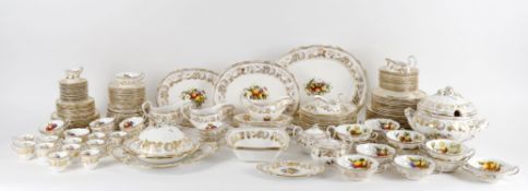 Spode, a modern porcelain dinner and coffee service in the Golden Valley pattern