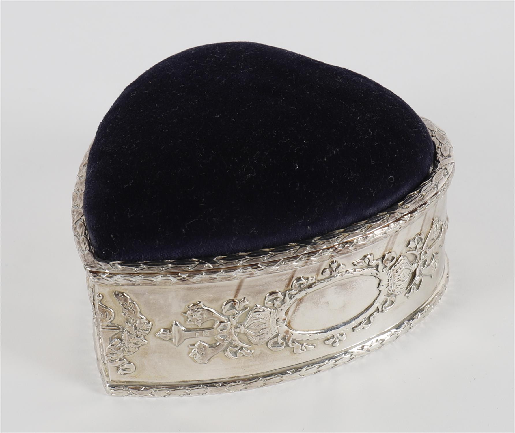 An American silver heart shaped trinket box