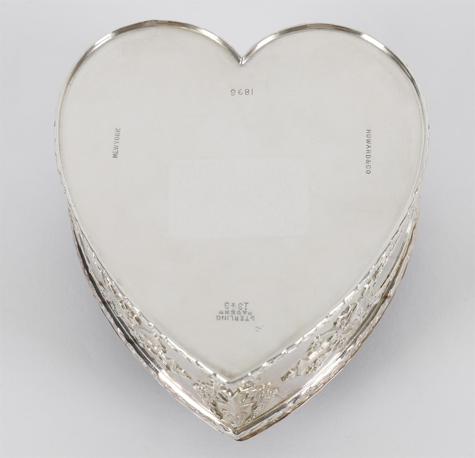 An American silver heart shaped trinket box - Image 3 of 4