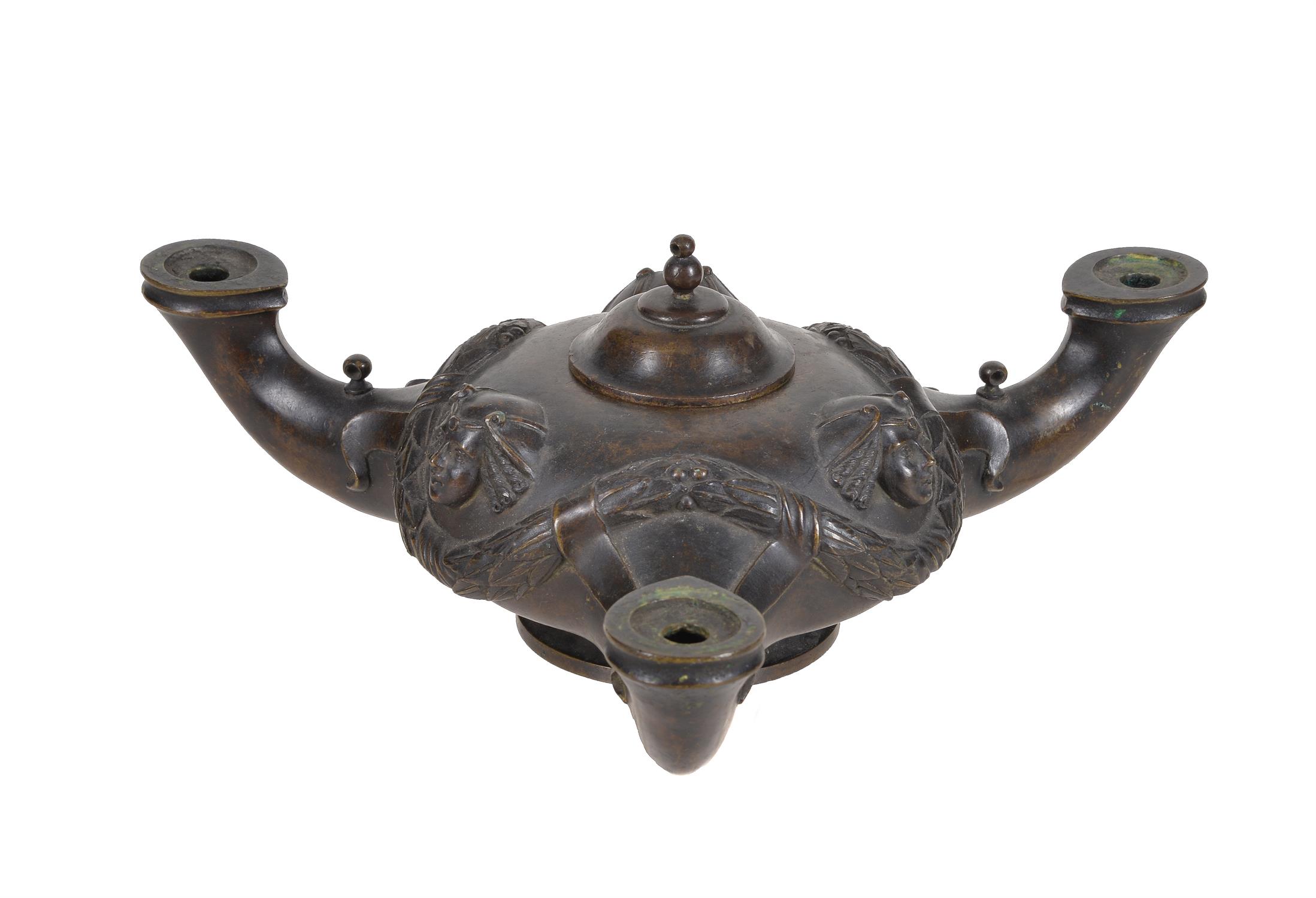 A bronze tripartite oil lamp in ancient Pompeiian style - Image 2 of 2