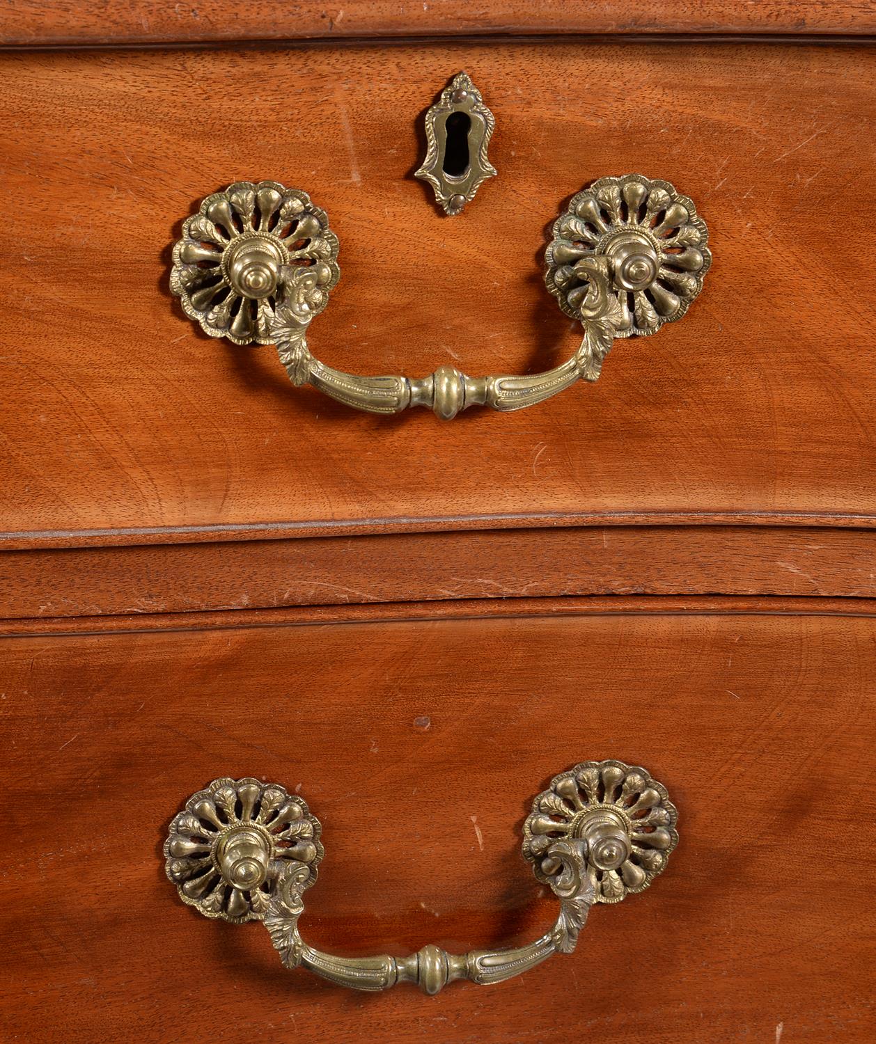 A late George III mahogany chest of drawers - Image 2 of 2