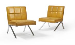 A PAIR OF LIGHT BROWN LEATHER AND CHROME LOUNGE CHAIRS