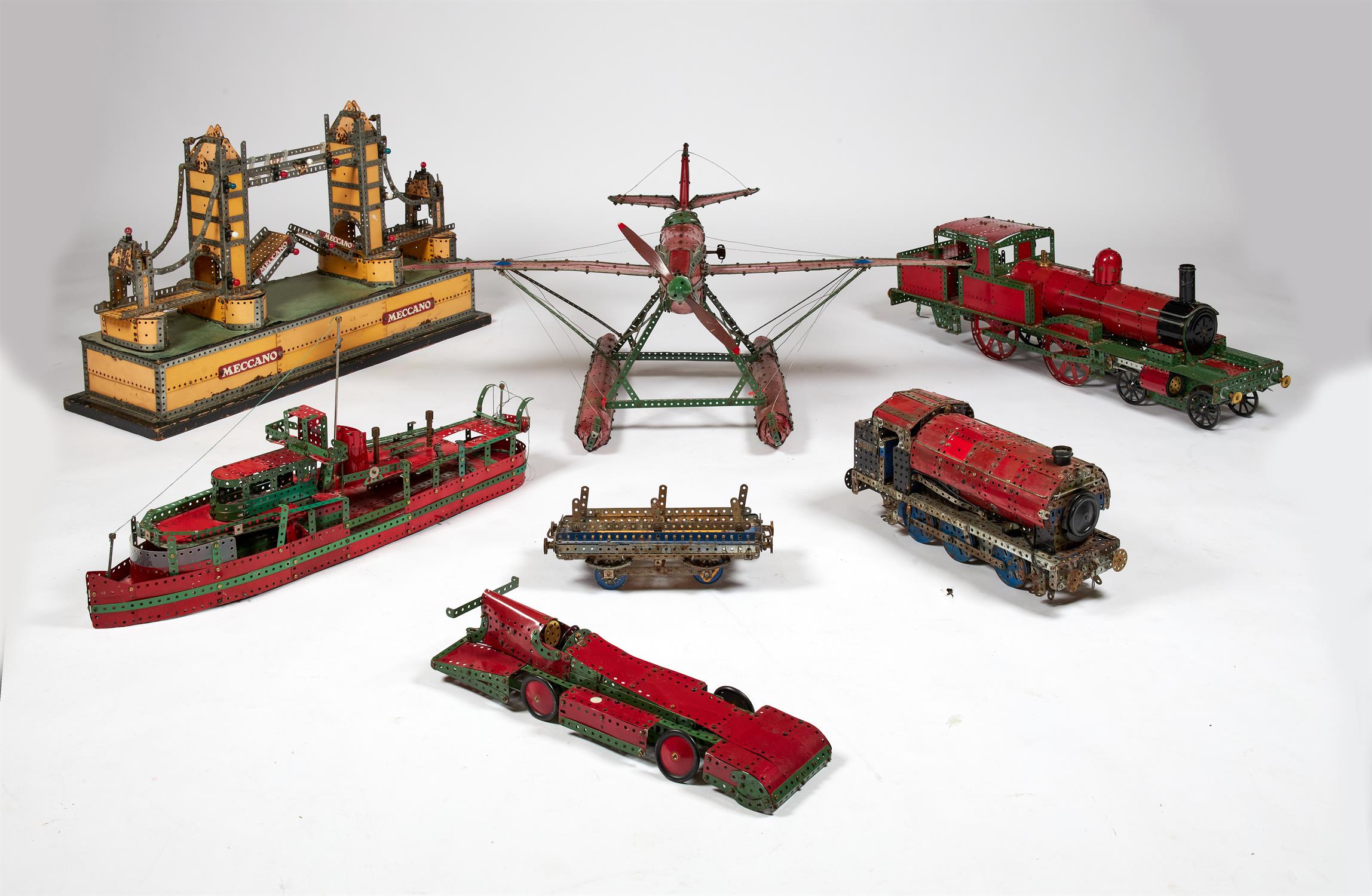 FIVE VARIOUS MECCANO MODELS