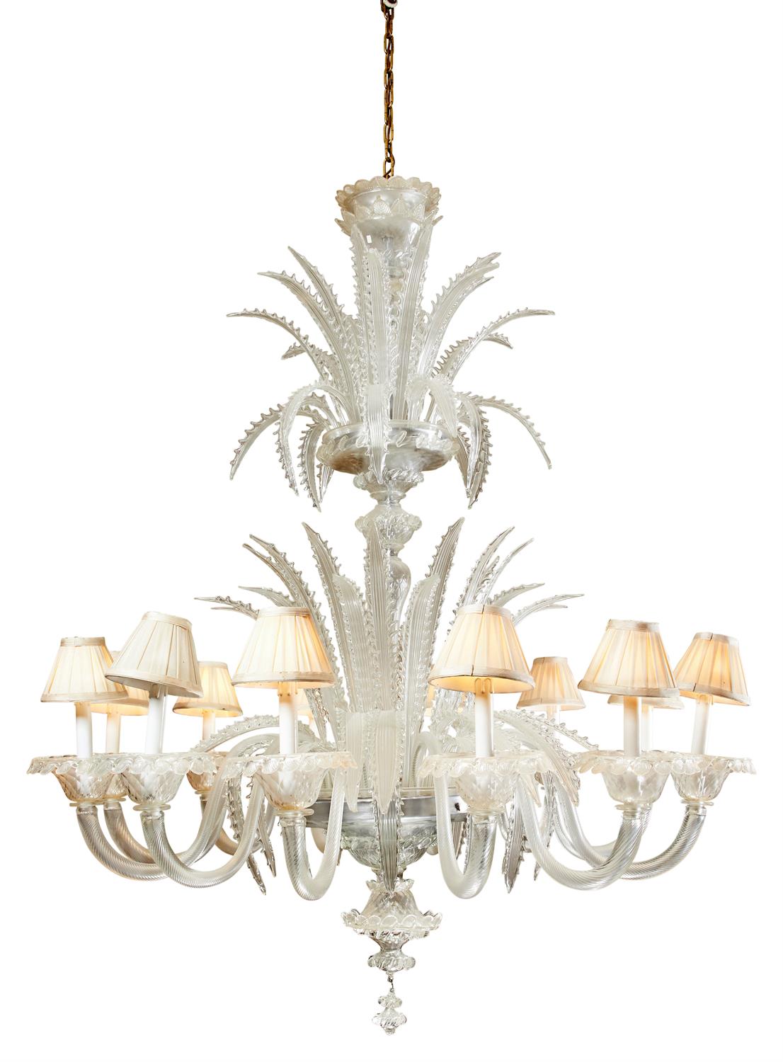 A MURANO CLEAR GLASS TWELVE LIGHT CHANDELIER