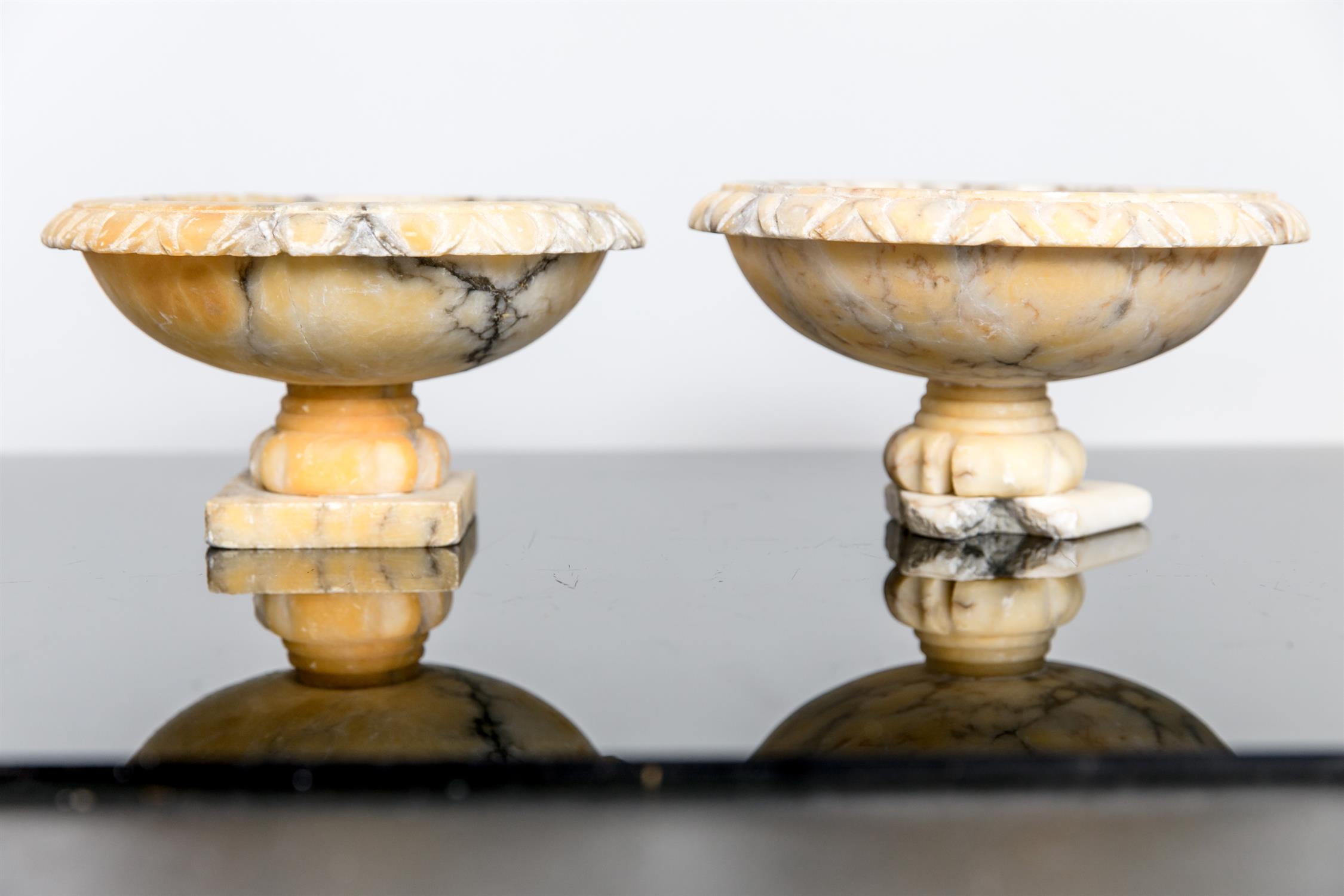 A PAIR OF ITALIAN ALABASTER TAZZAS, 19TH CENTURY