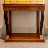 AN EBONISED AND MAHOGANY SIDE TABLE IN REGENCY STYLE, 19TH CENTURY