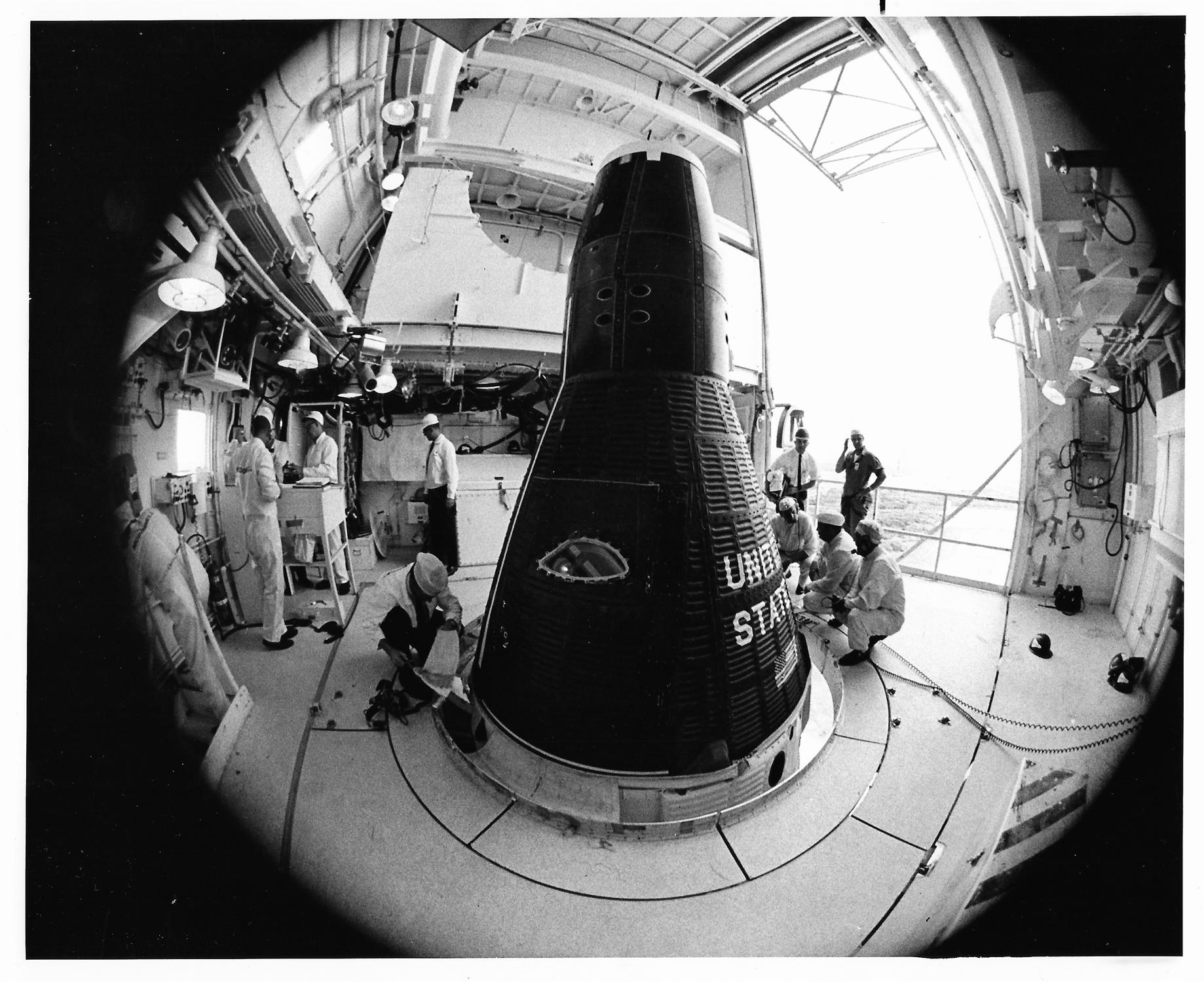Pre-flight prepartions during final moments before the launch [five views], Gemini 9A, June 1966 - Image 10 of 11